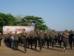Komandan Kodim 1606 Mataram dan Korem 162/Wira Bhakti Meriahkan HUT TNI ke-78 dengan Senam SKJ 88