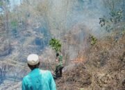 Kerja Sama Cepat Antara Babinsa dan Warga Selamatkan Wilayah Labuan Tereng dari Kebakaran