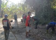 Gotong Royong Desa Selelos: Babinsa dan Warga, Semangat Bersama Ciptakan Lingkungan Bersih dan Nyaman