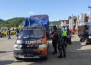 Keselamatan Utama! TNI-POLRI dan Aggota Pos Pam Perkuat Pengawasan Barang Bawaan di Pelabuhan Lembar Selama Mudik Lebaran