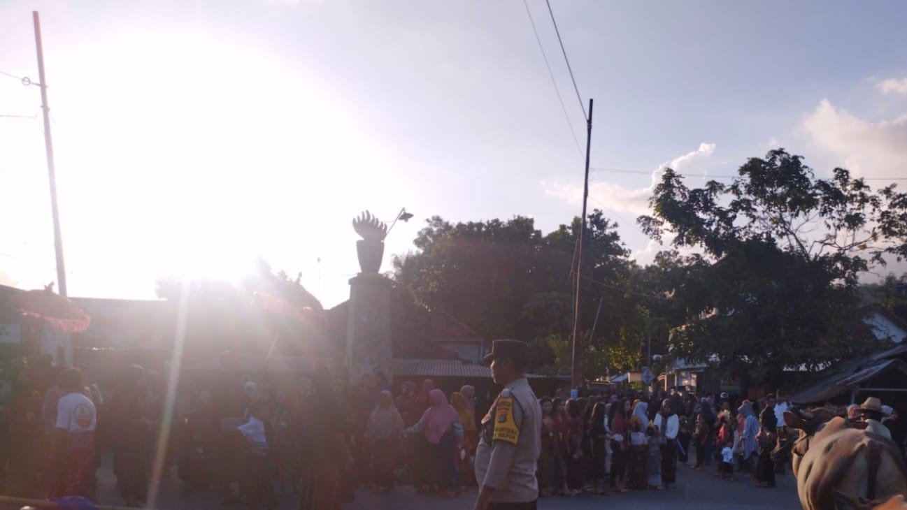 Polsek Gerung Mengamankan Tradisi Nyongkolan di 3 Lokasi