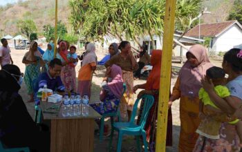 Pelayanan Kesehatan dan Pendidikan Gratis untuk Masyarakat Pesisir Sekotong