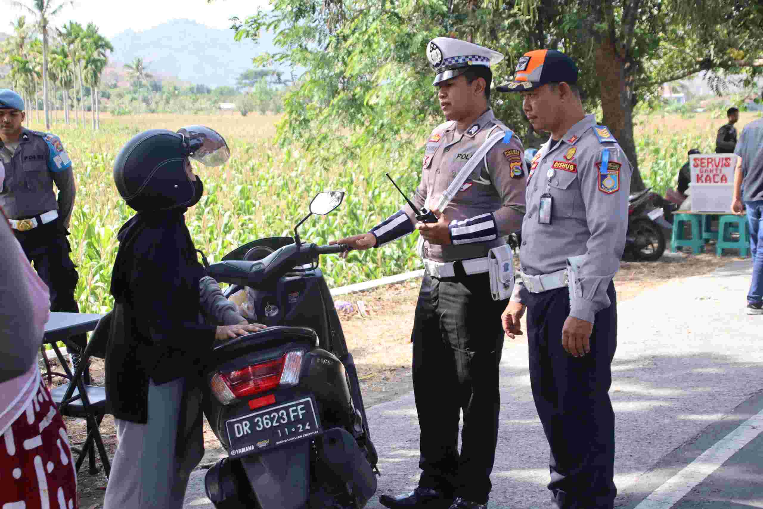 Polres Lombok Barat Gelar Operasi Zebra Rinjani 2024 untuk Edukasi Pengendara