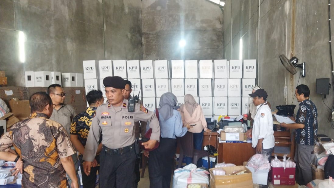 Sinergi Polres Lombok Barat Amankan Distribusi Surat Suara Pilkada