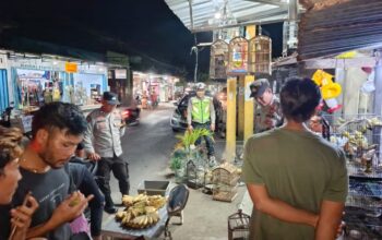 Patroli Dialogis di Desa Lelede, Polsek Kediri Tekan Gangguan Kamtibmas dan Antisipasi Narkoba