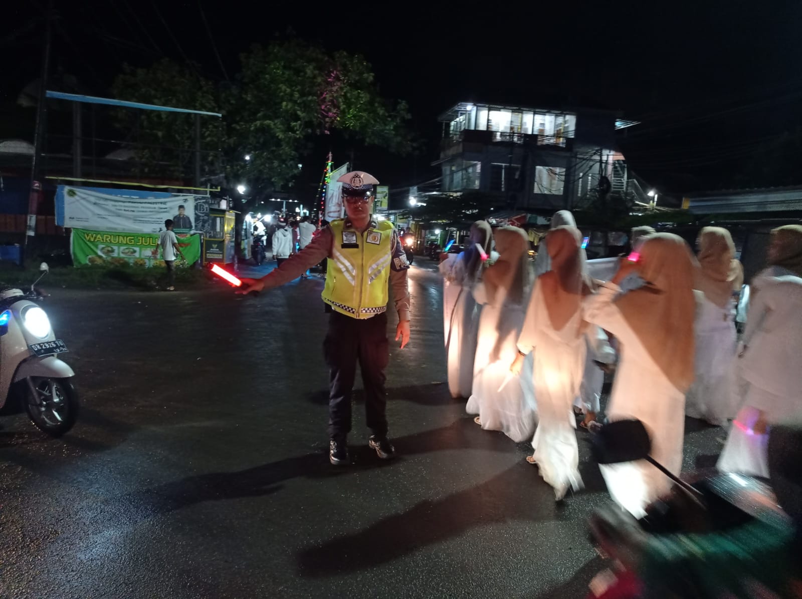 Pengamanan Malam Takbiran di Pelabuhan Lembar Berjalan Kondusif