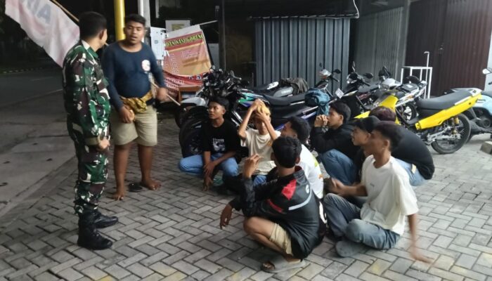 Babinsa Ampenan Tekankan Pentingnya Aktivitas Positif bagi Pemuda