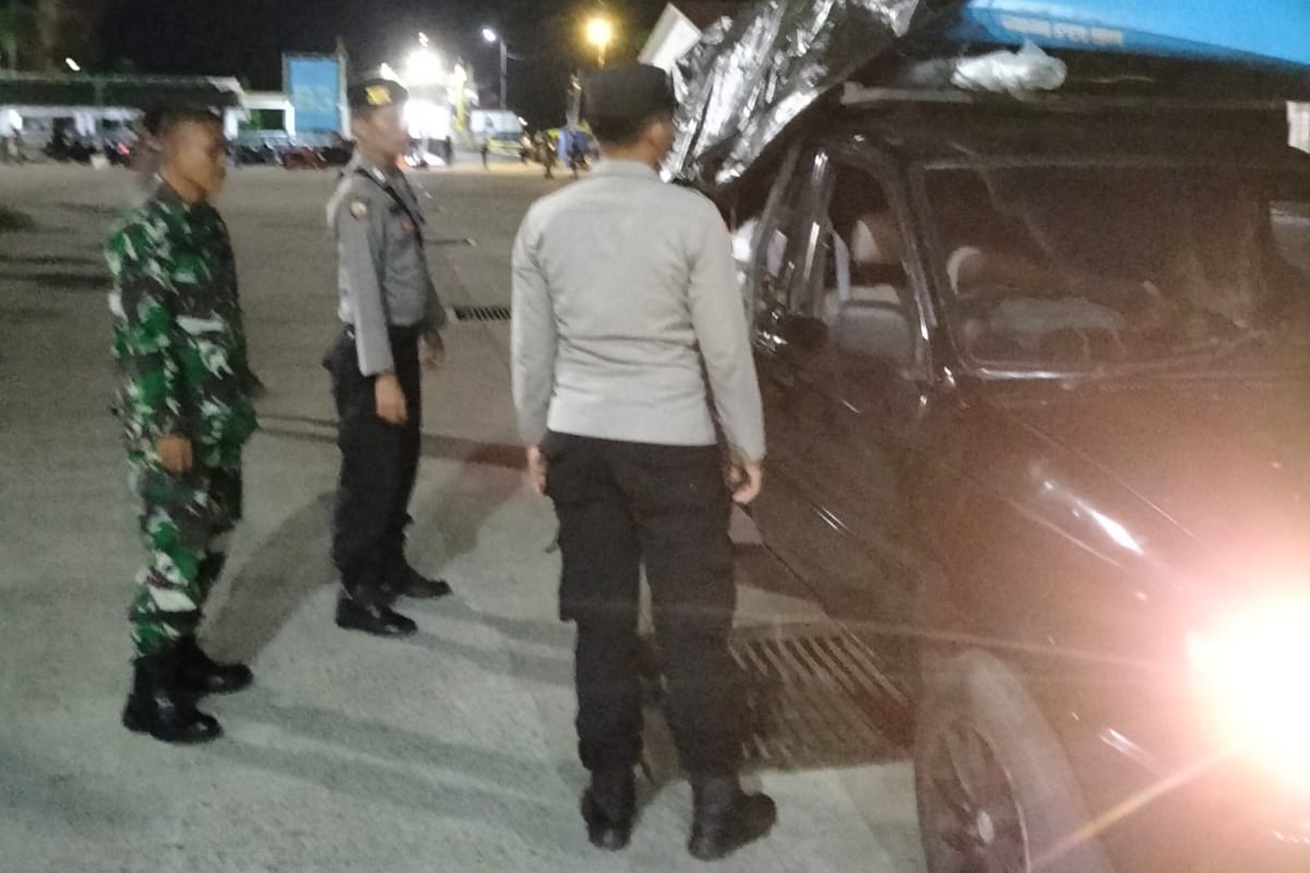 Polres Lombok Barat Perketat Pemeriksaan di Pelabuhan Lembar (1)