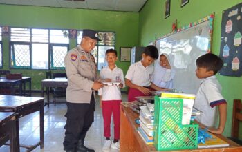 Polsek Gerung Kawal Ketat Program Makan Bergizi Gratis, Pastikan Berjalan Lancar dan Tepat Sasaran