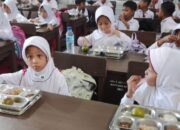 Sinergi Polri dan SPPG Sukseskan Program Makan Bergizi di Kuripan