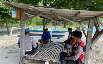 Keamanan Wisata Terjaga, Polsek Sekotong Sukses Laksanakan KRYD di Pantai Arjuna