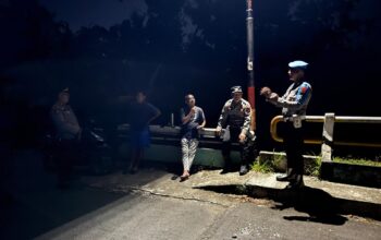Tingkatkan Keamanan Perbatasan, Polsek Kediri Intensifkan Patroli Blue Light Dini Hari