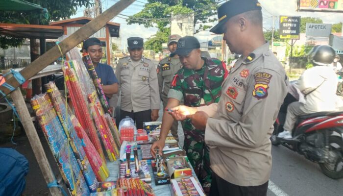 Tim Pos Pantau Tanjung Imbau Penjual Petasan Patuhi Aturan