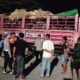 Pengamanan Ketat Pemuatan Truk Ternak Sapi di Pelabuhan Lembar