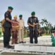 Ziarah TMP Majeluk, TNI dan Veteran Satukan Langkah