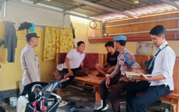 Dekatkan Diri ke Warga, Polsek Kediri Intensifkan Patroli Dialogis