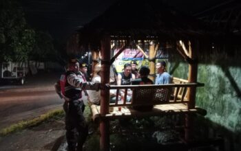 Patroli Preventif Polres Lombok Barat Tingkatkan Kamtibmas melalui Dialogis dan KEMOS 110