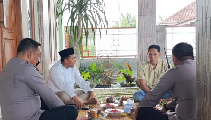 Kunjungan Kapolsek Gerung ke Tokoh Masyarakat: Sinergitas Jaga Keamanan
