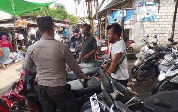 Polres Lombok Barat Dorong Tukang Parkir Jaga Harkamtibmas