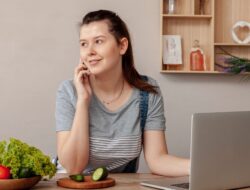 Why She Does That: Decoding Her Most Confusing Habits