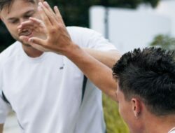 Forget Small Talk: This Is the Real Sign of a Good Person