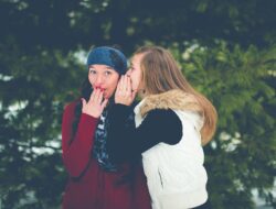7 Habitual Judgments That Are Secretly Ruining Your Friendships