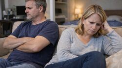 9 Warning Signs of Emotional Punishment in Relationships