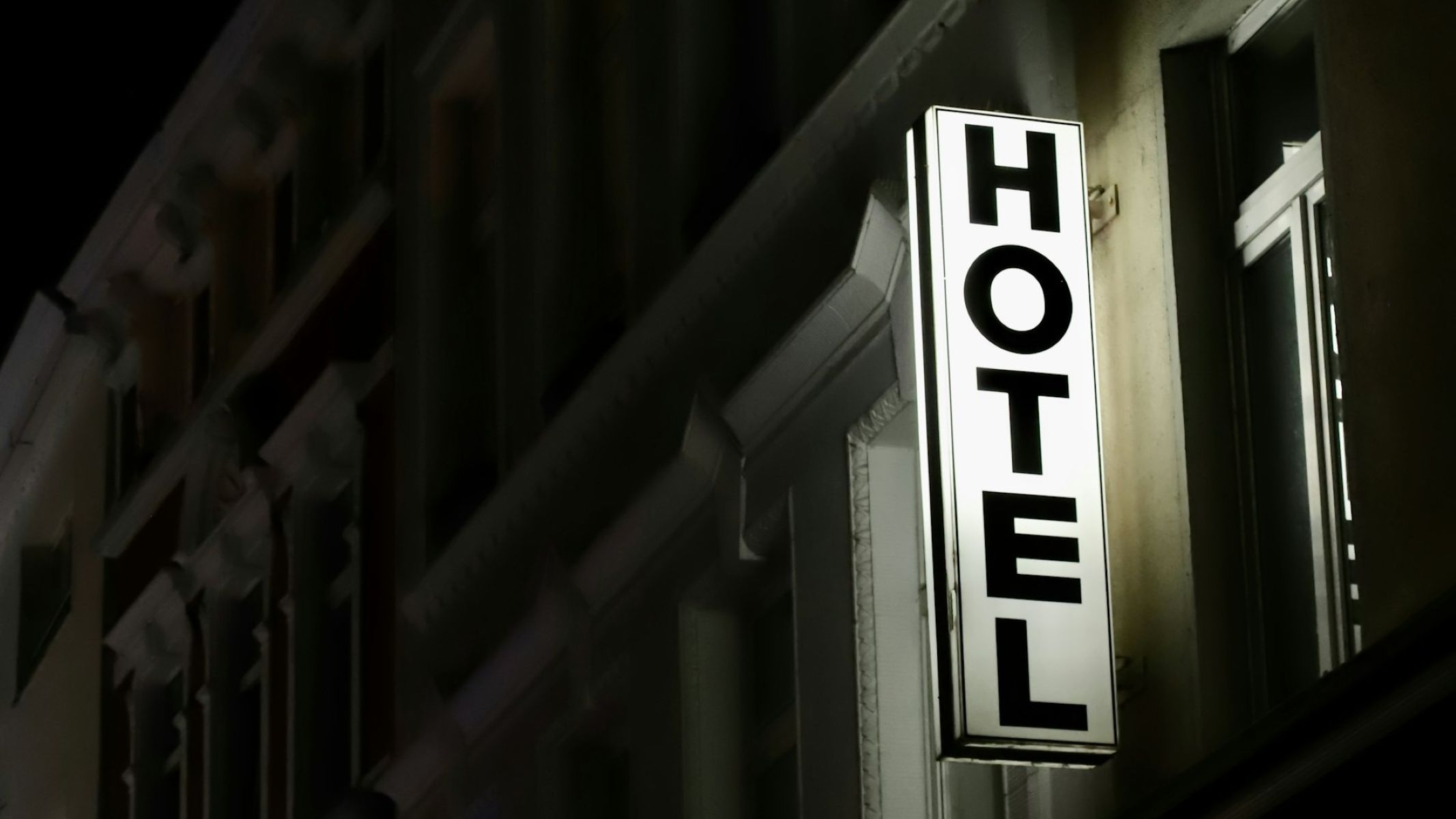 7 Guest Rights Every Hotel Secretly Hopes You Don't Use