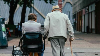 12 Reasons Baby Boomer Generation Gaps Are Getting Wider