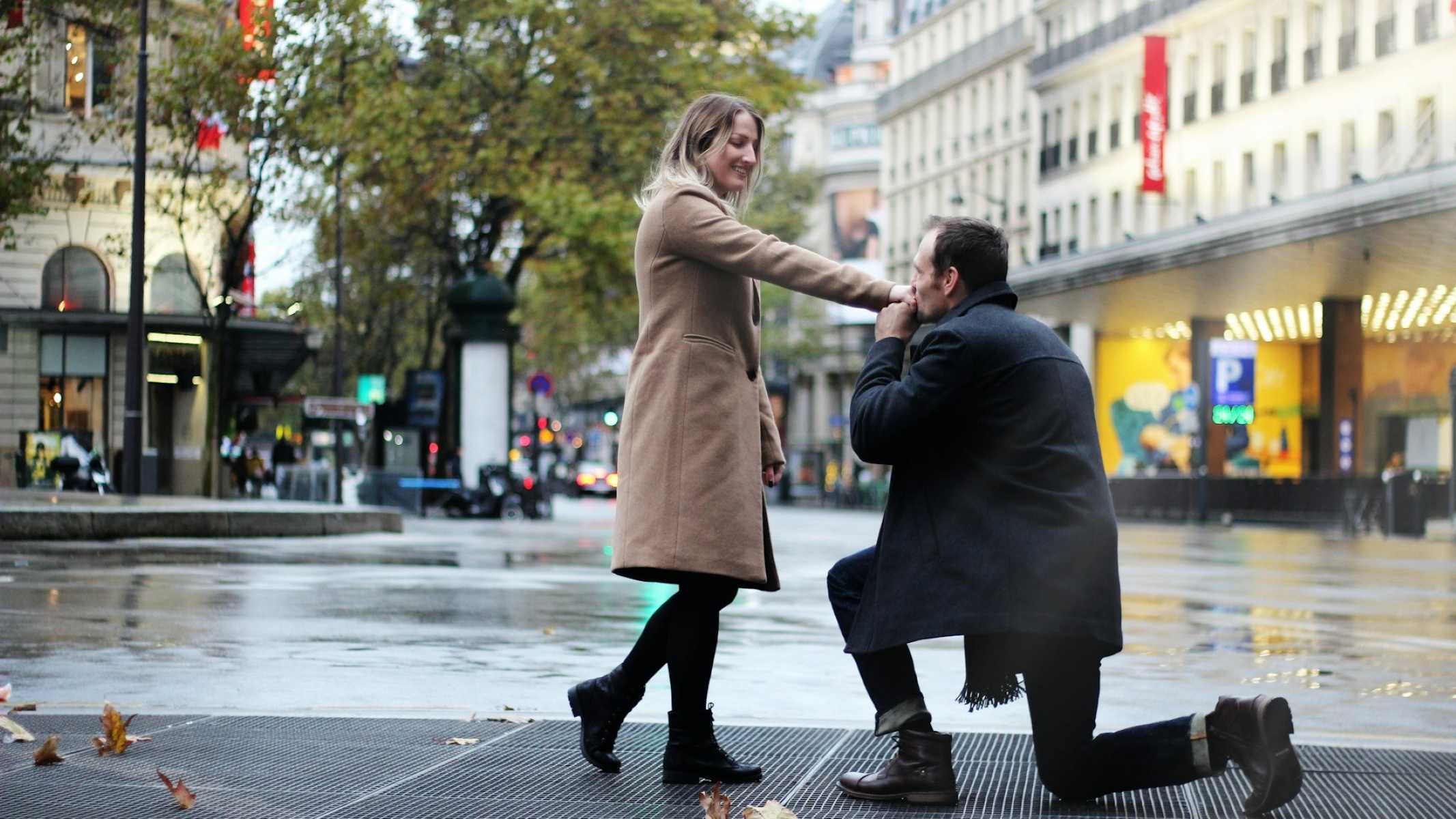 Forget Grand Gestures: This Is How Real Attraction Looks