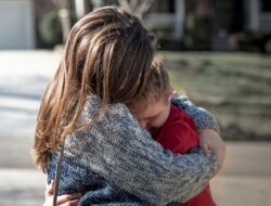 7 Phrases That Hurt Your Child: Verbal Child Abuse Prevention