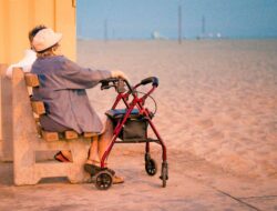 From Landlines to TikTok: How Baby Boomers Mastered the Art of Resilience