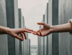 Think You’re Born With Empathy? These 7 Hobbies Prove You Can Build It